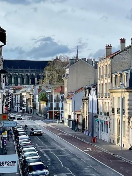 Studio A 800M De La Cathedrale ランス エクステリア 写真